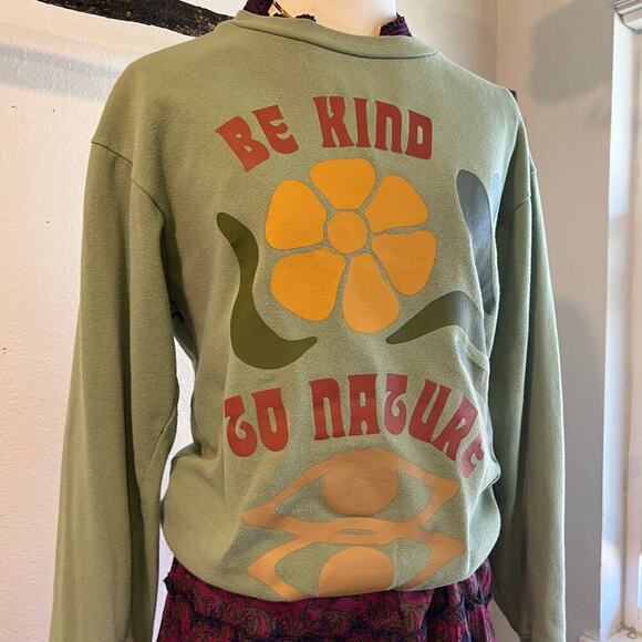 Desert Dreamer Green Oversized " Be Kind to Nature " Crewneck Sweater Size XS - Picture 7 of 12
